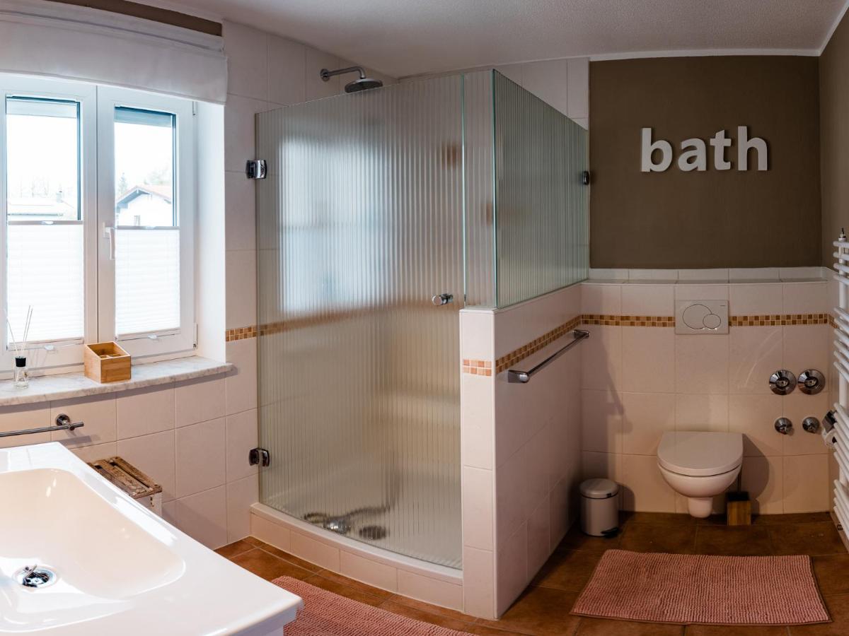 Ferienwohnung Auszeit Chieming Extérieur photo